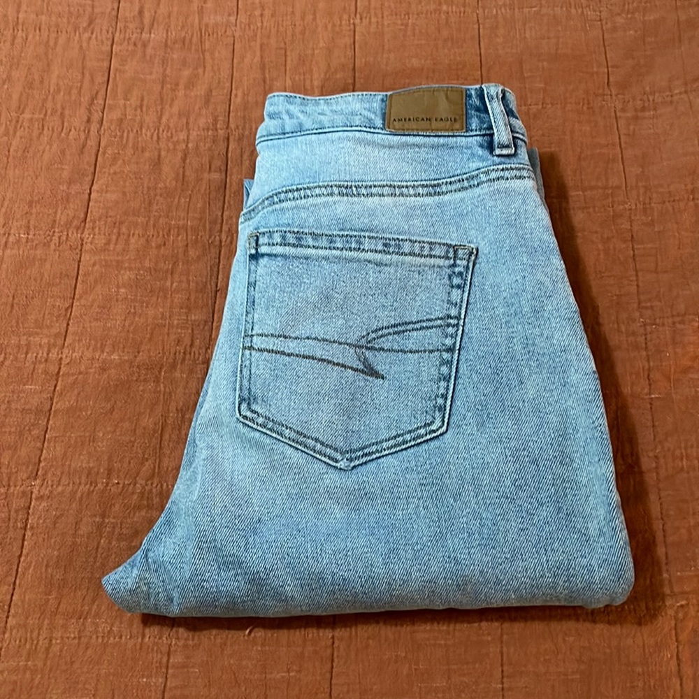 American Eagle Mom Jeans